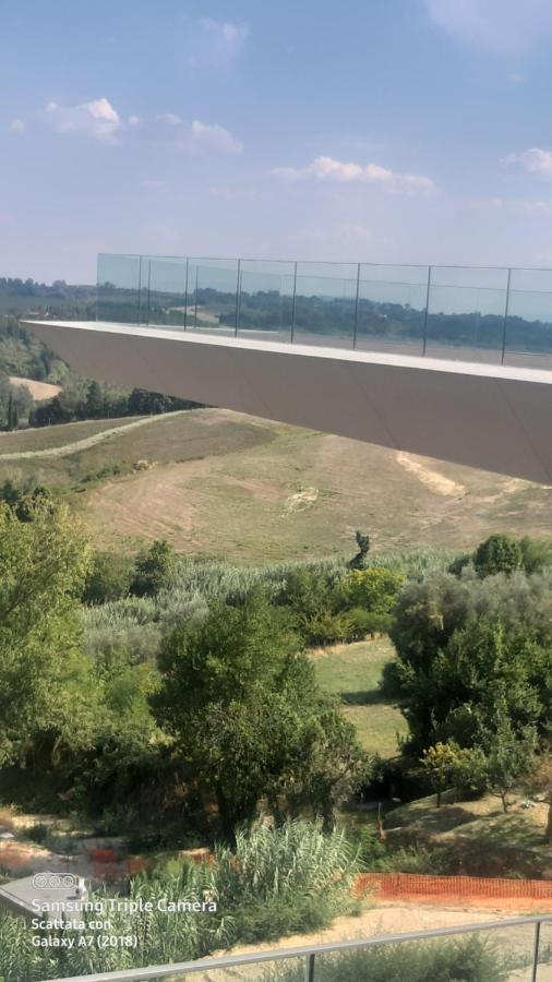 Il Paradiso Sopra Le Nuvole Peccioli Bagian luar foto